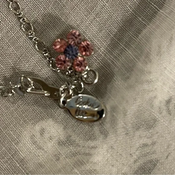 COOKIE Lee silver flower charm bracelet - Picture 4 of 5